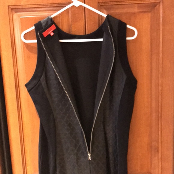 RED Saks Fifth Avenue sleeveless cocktail dress - Picture 5 of 7